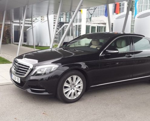 schwarzer S-Klasse Mercedes Chauffeurservice München